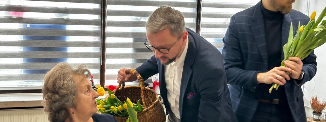 Dzień kobiet w klubie seniora